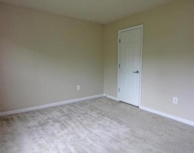 11518 Amherst Avenue - Photo Thumbnail 25