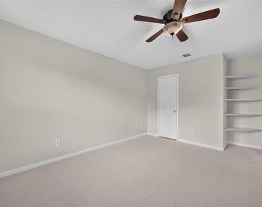 2207 Brittway Ln - Photo Thumbnail 25