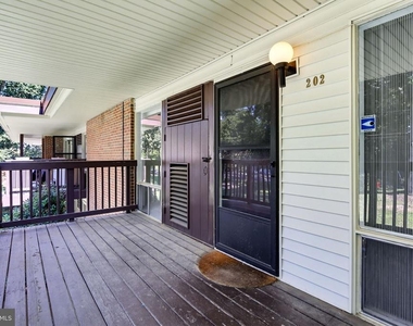 170 Talbott Street - Photo Thumbnail 24