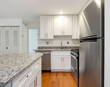 170 Talbott Street - Photo Thumbnail 7