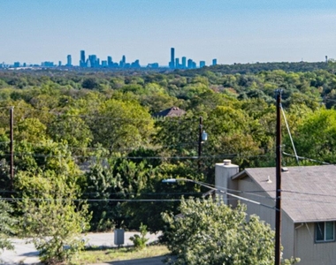 8104 Dunn St - Photo Thumbnail 4