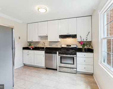 5 Ritchfield Court - Photo Thumbnail 9
