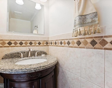 5 Ritchfield Court - Photo Thumbnail 12
