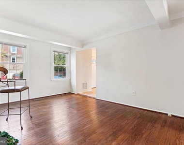 5 Ritchfield Court - Photo Thumbnail 3