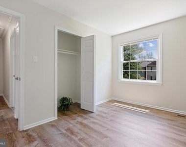 5 Ritchfield Court - Photo Thumbnail 19