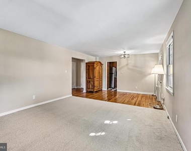 2223 Washington Avenue - Photo Thumbnail 4