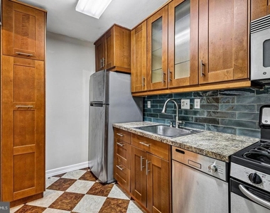 2223 Washington Avenue - Photo Thumbnail 9