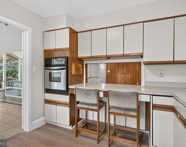 6601 Millwood Road - Photo Thumbnail 11