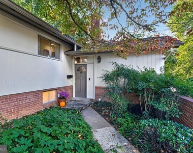 6601 Millwood Road - Photo Thumbnail 2