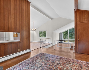 6601 Millwood Road - Photo Thumbnail 8