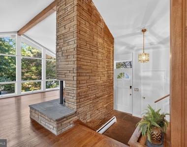 6601 Millwood Road - Photo Thumbnail 4