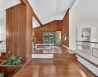 6601 Millwood Road - Photo Thumbnail 5