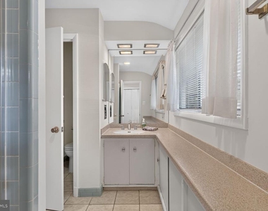 6601 Millwood Road - Photo Thumbnail 17