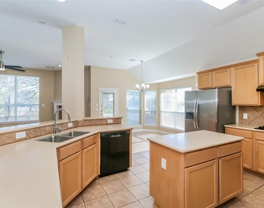 13309 Glacier Falls Ct - Photo Thumbnail 5