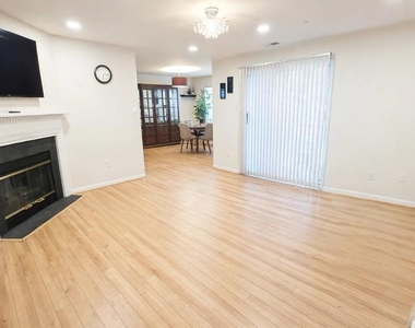 11808 Eton Manor Drive - Photo Thumbnail 4