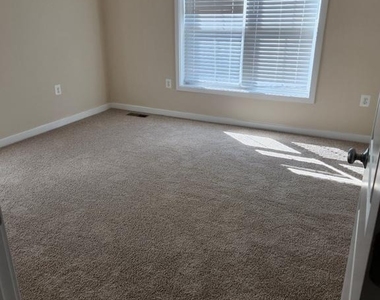 2401 Glenallan Avenue - Photo Thumbnail 19