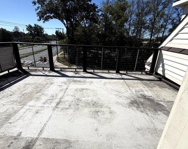 2401 Glenallan Avenue - Photo Thumbnail 3