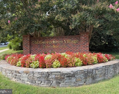 11419 Commonwealth Dr. - Photo Thumbnail 1