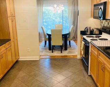 11419 Commonwealth Dr. - Photo Thumbnail 5