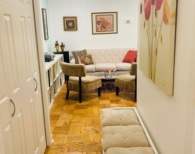 11419 Commonwealth Dr. - Photo Thumbnail 4