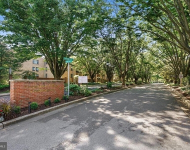 11419 Commonwealth Dr. - Photo Thumbnail 2