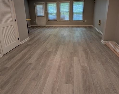 12944 Big Horn Drive - Photo Thumbnail 16