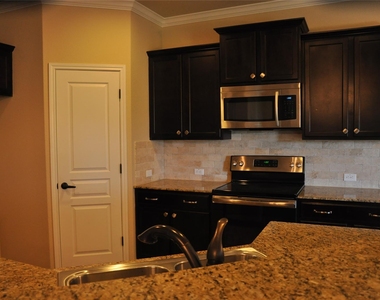 5603 Drury Ln - Photo Thumbnail 22