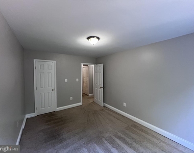 9927 Forest View Place - Photo Thumbnail 25