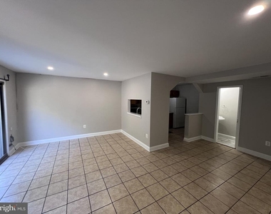 9927 Forest View Place - Photo Thumbnail 6