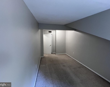 9927 Forest View Place - Photo Thumbnail 42