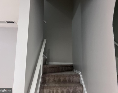 9927 Forest View Place - Photo Thumbnail 16