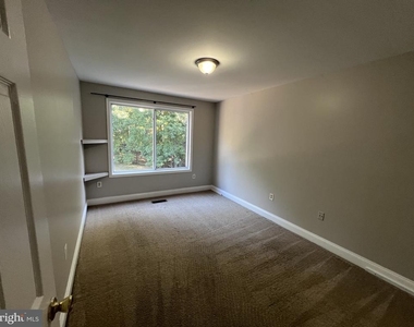 9927 Forest View Place - Photo Thumbnail 23
