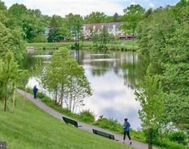 9927 Forest View Place - Photo Thumbnail 47