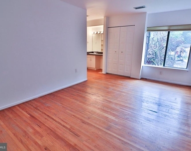 10811 Deborah Drive - Photo Thumbnail 21