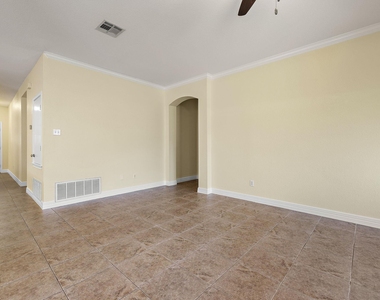 413 Peaceful Haven Way - Photo Thumbnail 11