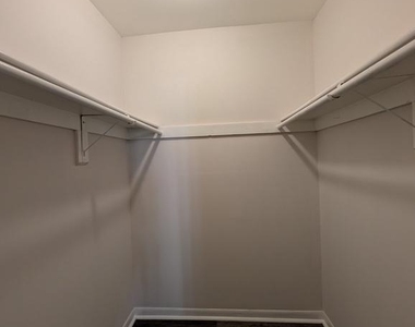9635 Whiteacre Road - Photo Thumbnail 9