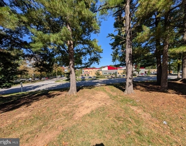 9635 Whiteacre Road - Photo Thumbnail 19