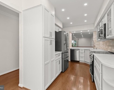 5189 Columbia Road - Photo Thumbnail 8