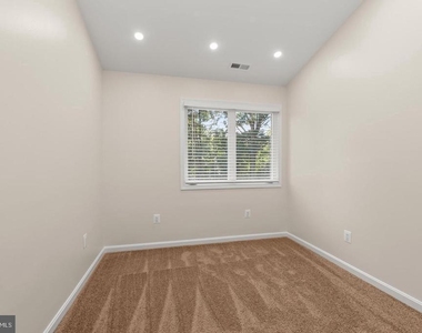 5189 Columbia Road - Photo Thumbnail 36