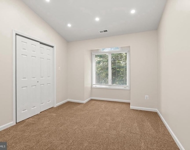 5189 Columbia Road - Photo Thumbnail 34