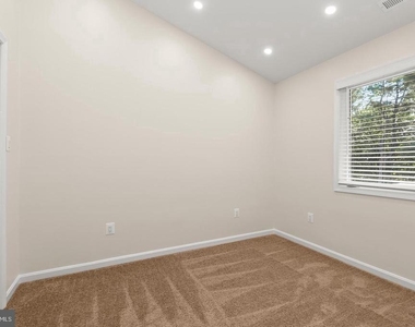 5189 Columbia Road - Photo Thumbnail 35