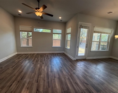 131 Spangle Way - Photo Thumbnail 28