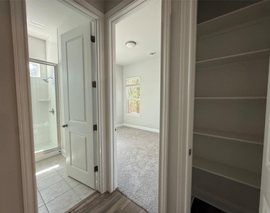131 Spangle Way - Photo Thumbnail 10
