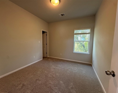131 Spangle Way - Photo Thumbnail 25