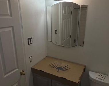 904 Cedar Crest Court - Photo Thumbnail 21