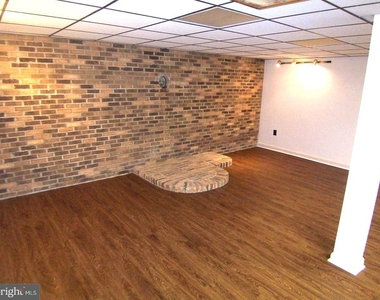 310 Huntsman Court - Photo Thumbnail 26