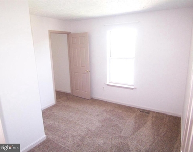 310 Huntsman Court - Photo Thumbnail 22