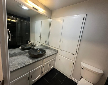 9217 Singing Quail Dr - Photo Thumbnail 21