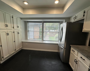 9217 Singing Quail Dr - Photo Thumbnail 28