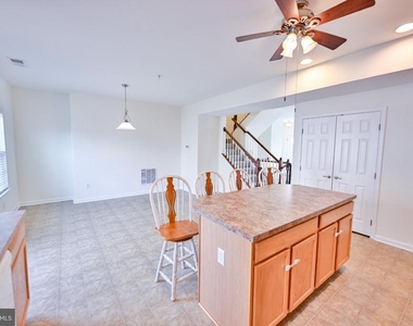608 Tantallon Court - Photo Thumbnail 7